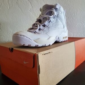 Air Darwin Hi White Shoes